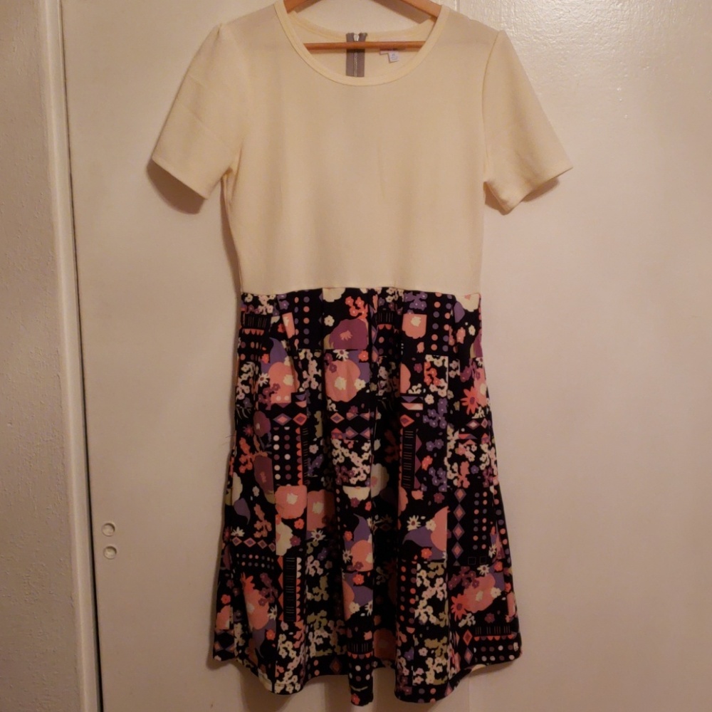NWOT XL Lularoe Amelia Dress